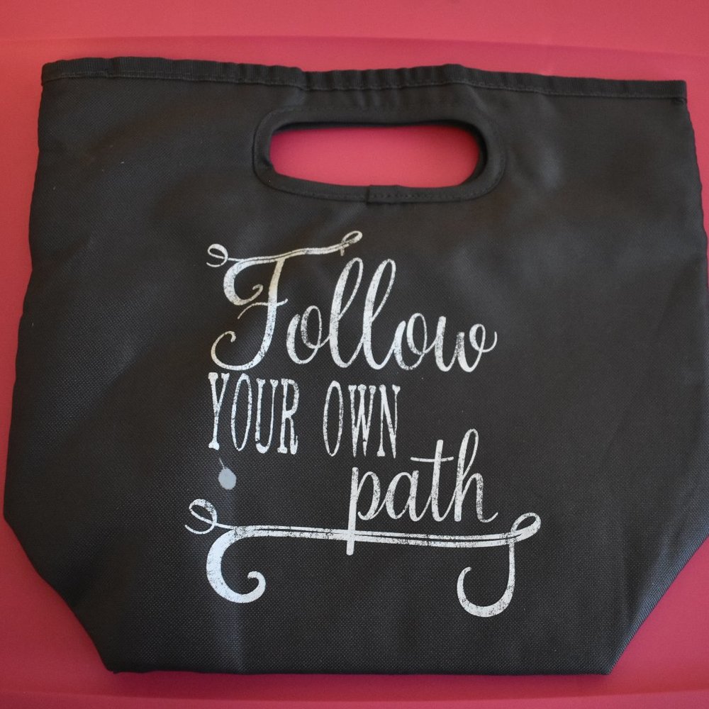 NWOT Thirty-One Go-To Thermal Retired Product